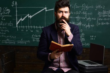 Öğretmen öğrencinin öğrenme stilleri karşılamak için teknikleri ayarlar. Öğretmek bilgi paylaşmak için yeteneğidir. İyi öğretmenler sık sık iletişim ustalar vardır. Bireyin özel ders