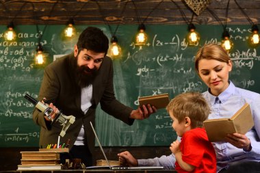 Öğretmen erişilebilir sıcak hevesli ve sevecen, uluslararası öğrenci konuşmacı olarak Üniversitesi toplantı ve konferans sınıf online test, bireysel yapma