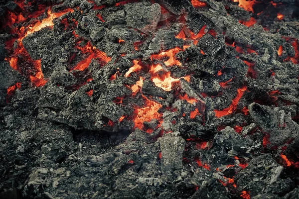 Płonący ogień. Niebezpieczeństwa, zagrożenia, koncepcja energii — Zdjęcie stockowe