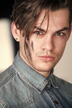 kirli makinist. Damat ve erkek güzellik kavramı