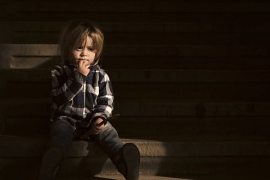 çocukça yalnızlık. Gelecekte, başarı kavramı