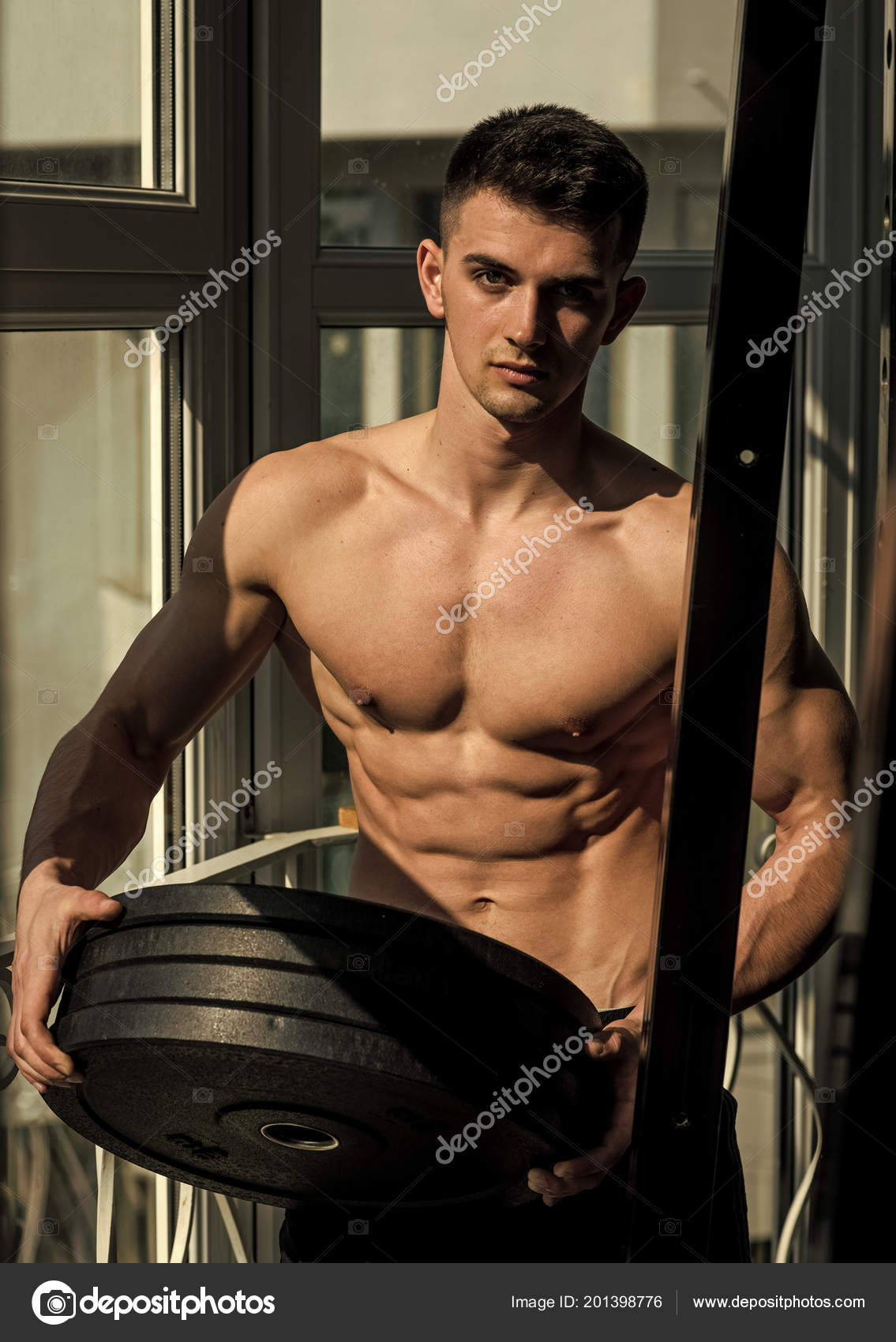 nahý muž fitness model