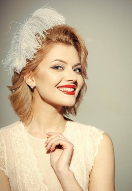 Retro makyaj. Vintage, Cilt Bakımı, bak.