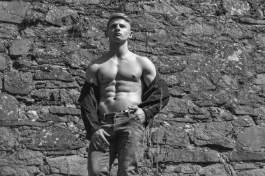 atlet. Kas Genç adam