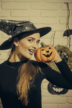 Cadılar Bayramınız Kutlu Olsun. Halloween jack o fener