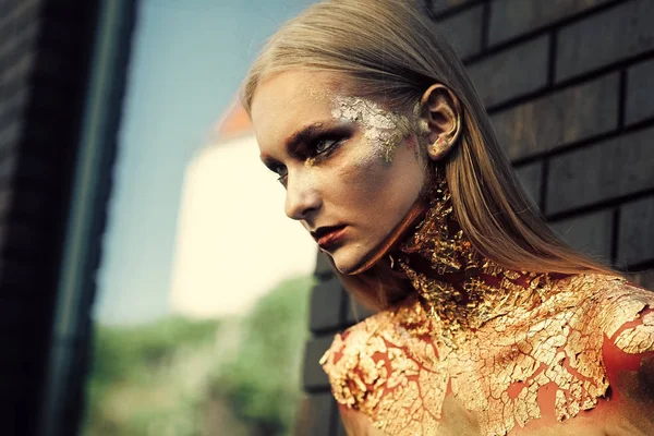 Vücut sanat kavramı. Sanat, tasarım, sanat, resim, beden çizmek