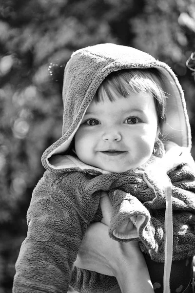Criança feliz. Menina bonita — Fotografia de Stock