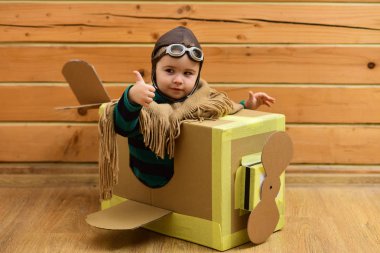 Uçak inşaat, eğitim.