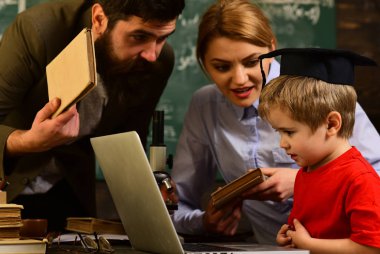 Şeyler eylem yoluyla değiştirilebilir öğretmen öğrenci yazma kompozisyon yıllık sınav hazırlık, mimari konuları öğrencilere atölye sırasında tartışmaya öğretim görevlisi için inanmak gerekir