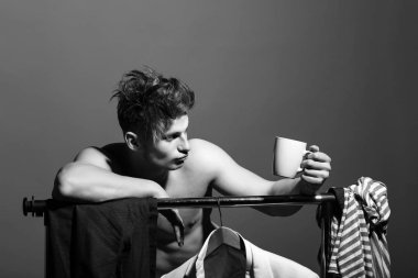 Maço Kupası ile kas vücut vardır.