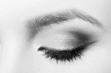 Göz makyaj kadın yüzü ile kapalı