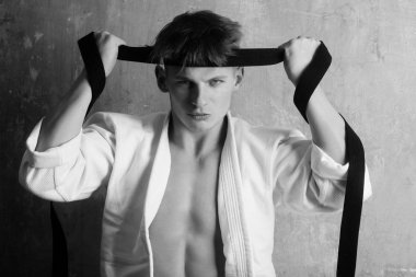 Spor ve Rekreasyon, iş ve eğitim, savaş sanatı ve enerji