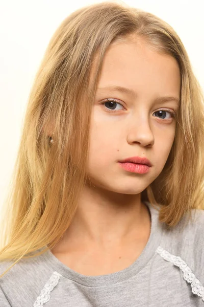 Cilt Bakımı. Cilt Bakımı ve har bakım kavramı. Cilt Bakımı, sevimli küçük kız. Cilt Bakımı kozmetik. inanılmaz derecede güzel