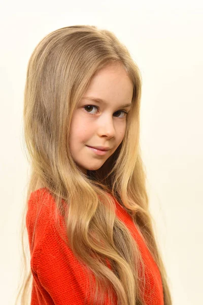 Hår färg. coloringin Frisör frisörsalong. hår färg och styling. hår färg för liten flicka unge. — Stockfoto