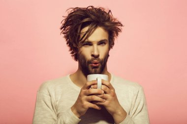 çay ya da kahve Kupası'nda adam darbe yönü