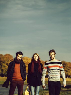 Gençler sonbahar Park