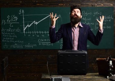 Öğretmen olan onun kendi öğretmen öğrenme aşk ilham verir öğrenciler eğitim onun tutkusu. İyi öğretmen öğretim sahiptir. Onun öğrenme tarzı uygun yöntemi eğitim için öğrenci görünüyor.