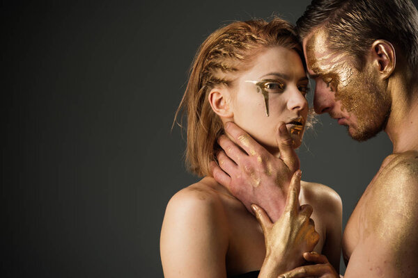 купаться в золоте. пара купаться в золоте, копировать пространство
.