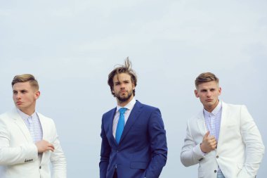 iş moda, beyaz ve mavi kıyafet, gençlerin pazarlama
