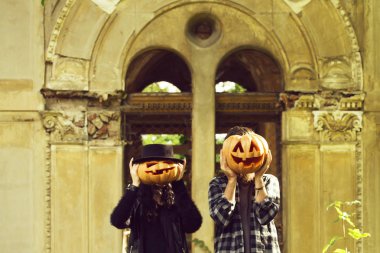 Halloween çift kabak ile