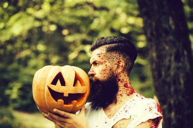 Cadılar Bayramı Balkabağı ve kan adamla