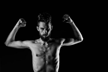 Sakallı ya da zayıf vücutlu, iştahsız bir hippi.