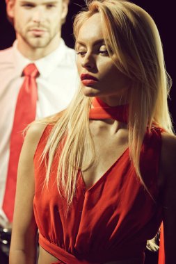 erkek ve kadın koyu arka plan, gençlerin Tarih