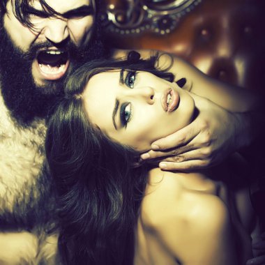 Kadın ve bağıran adam