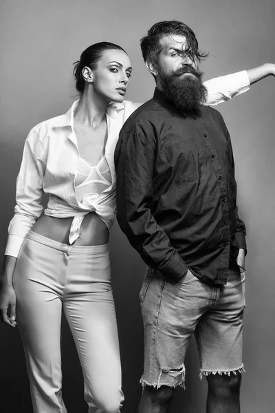 Genç şık çift Studio