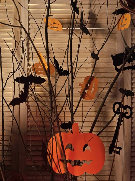Decorazioni di Halloween fatte di carta. Jack o lanterne — Foto Stock