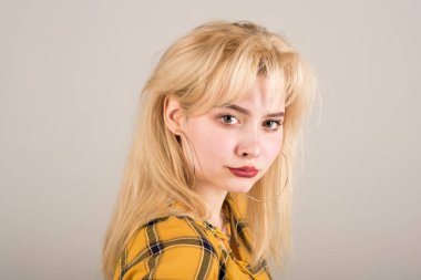 Öğrenciler, öğretmenleri ile olumlu ilişkiler kurmak. Başarılı öğretmenler belirli içerik uzmanlığa sahip. Büyük öğretmenler sadece konu seviyorum ama sevinç öğrencilerle paylaşmak aşk.