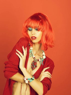 moda model kırmızı dudaklar.