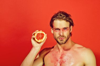 el çökme ile yaratıcı moda makyaj, greyfurt vitamini