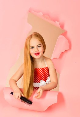 Saç Bakımı ve pinup stili. saç iğne kız bak