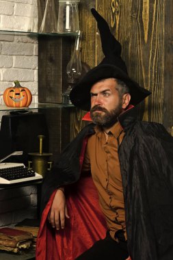 Cadılar Bayramı büyü ve kötü büyü