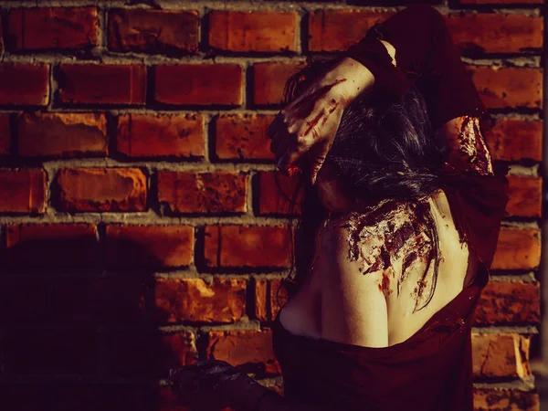 Halloween zombie girl — Stockfoto