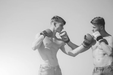 Kazanan ve kaybeden boks eldiven.