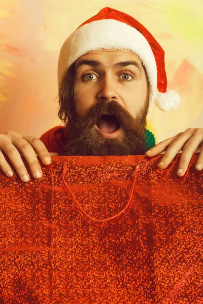 Santa Claus hombre con regalo o regalo . —  Fotos de Stock