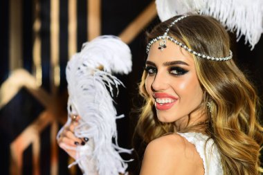 Parlayan yüz cilt genç kadınla. Hassas cilt tedavi ve bakım. Güzellik ve sağlar kıskanç giymek