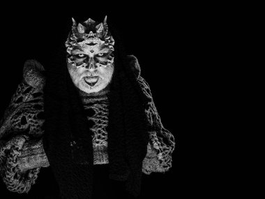 Monster gri örgü kazak