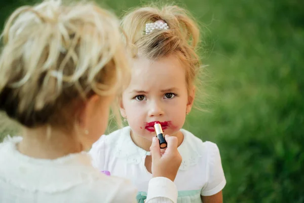 Niños, infancia, familia, amor — Foto de Stock