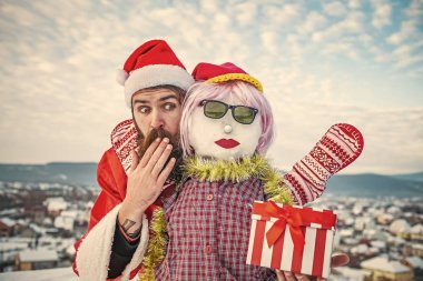 El ile ağız kapsayan şok santa adam