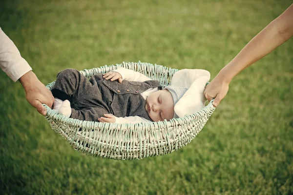 Sogno, ora di andare a letto, pisolino — Foto Stock