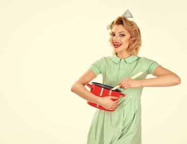 Şef yemek, karısı.