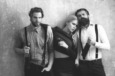 Convives alkollü içecekler ile rahatlatıcı