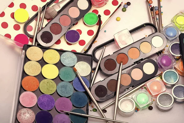 Colorido juego de maquillaje — Foto de Stock