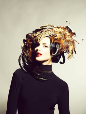 tüy şapka çok seksi kadın