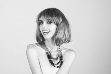 moda model kırmızı dudaklar.