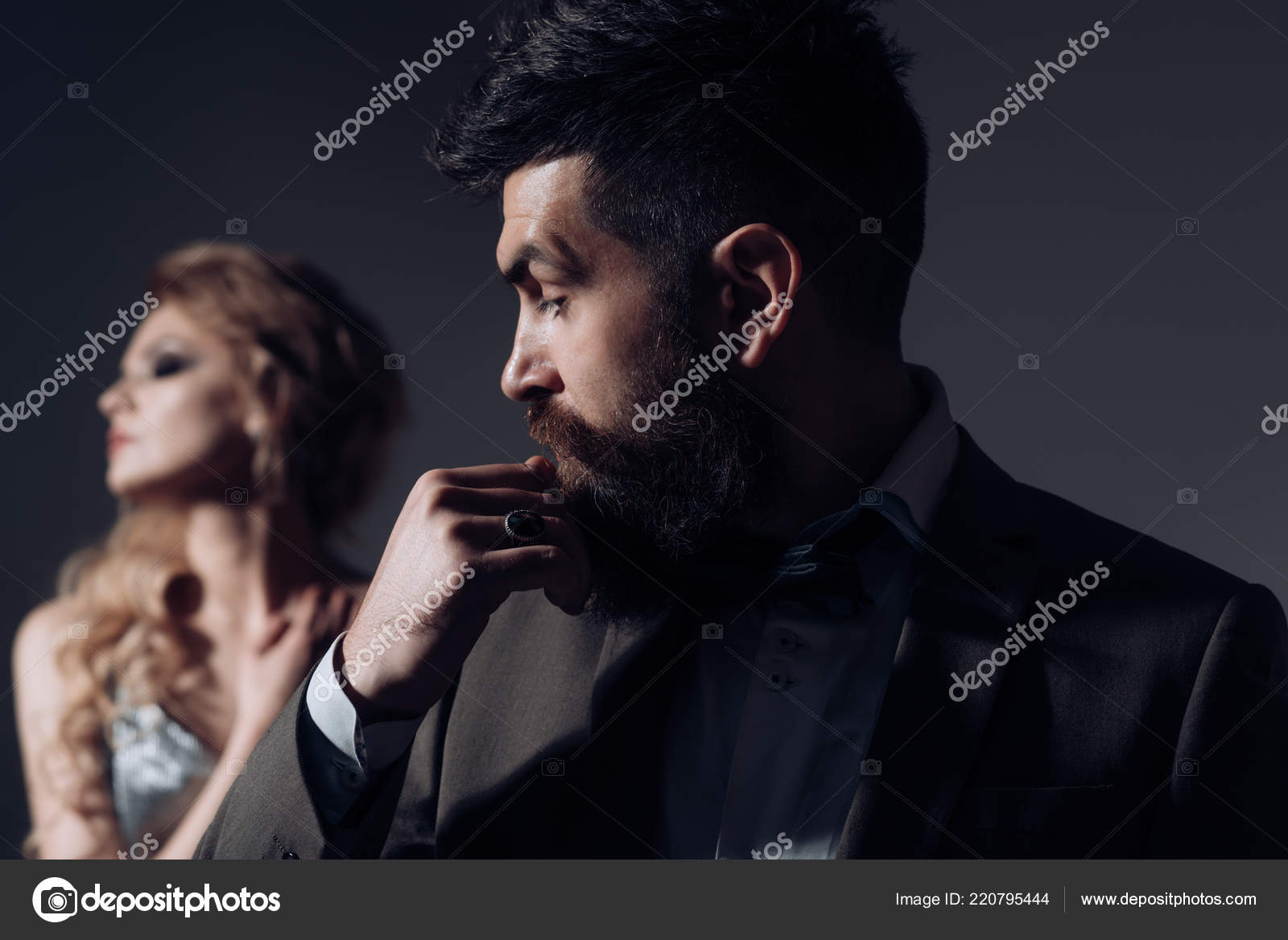 [PUNIQRANDLINE-(au-dating-names.txt) 48 Une femme est l amour date [PUNIQRANDLINE-(au-dating-names.txt) 47