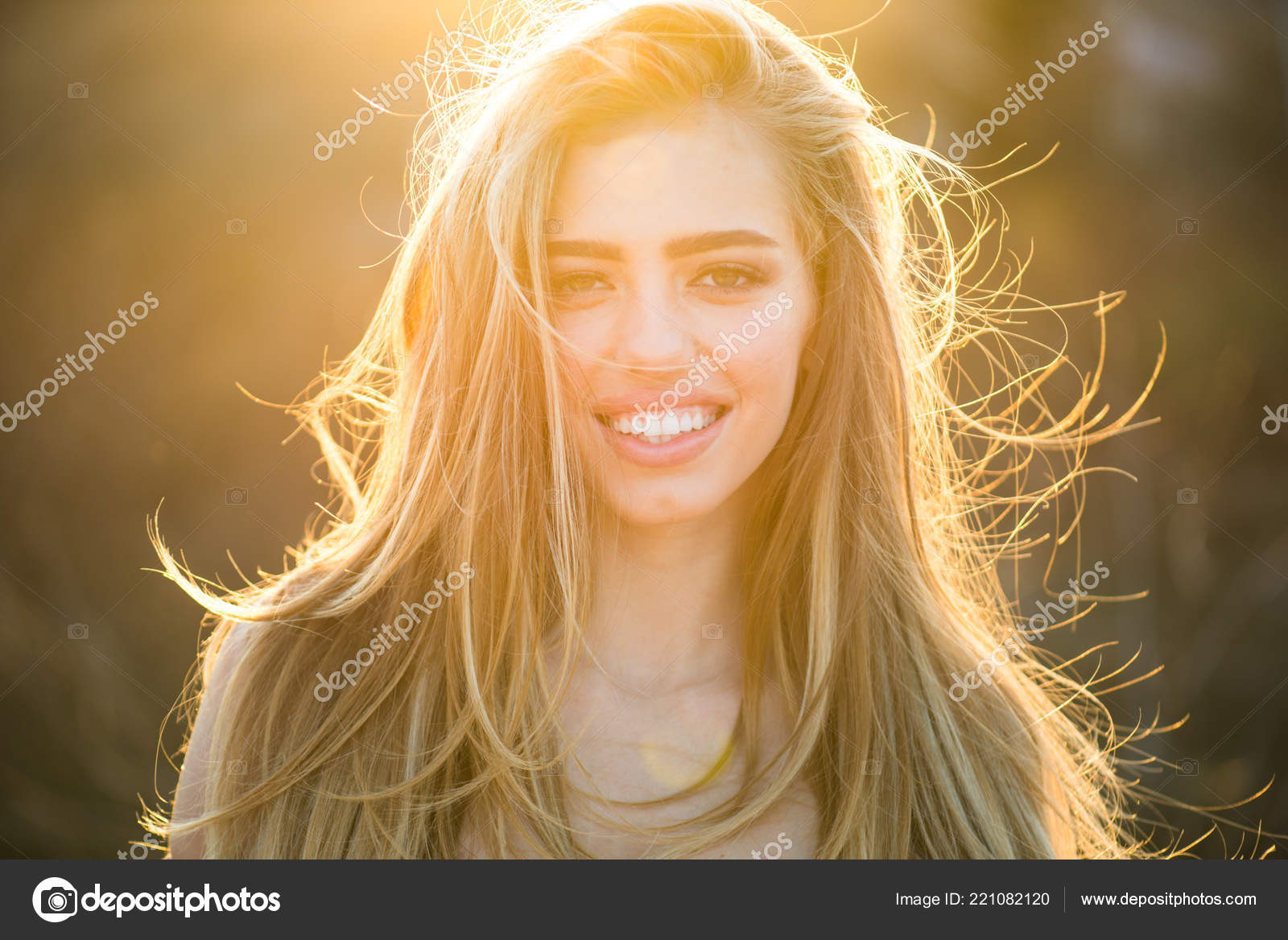 blonde american girl